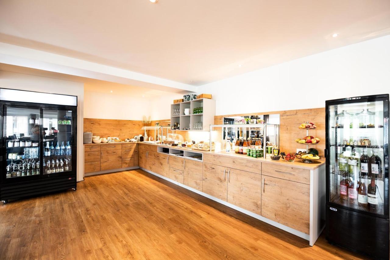 Sternplatz Hotel Ехинген Екстериор снимка