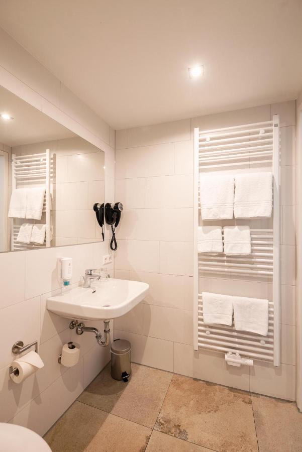 Sternplatz Hotel Ехинген Екстериор снимка