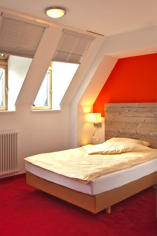 Sternplatz Hotel Ехинген Екстериор снимка